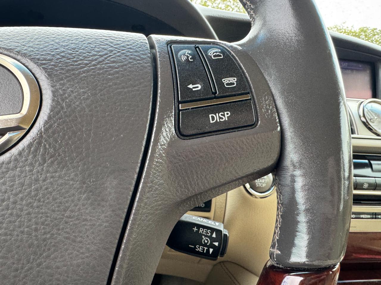 Lexus LS 460 4dr Sdn RWD 2016