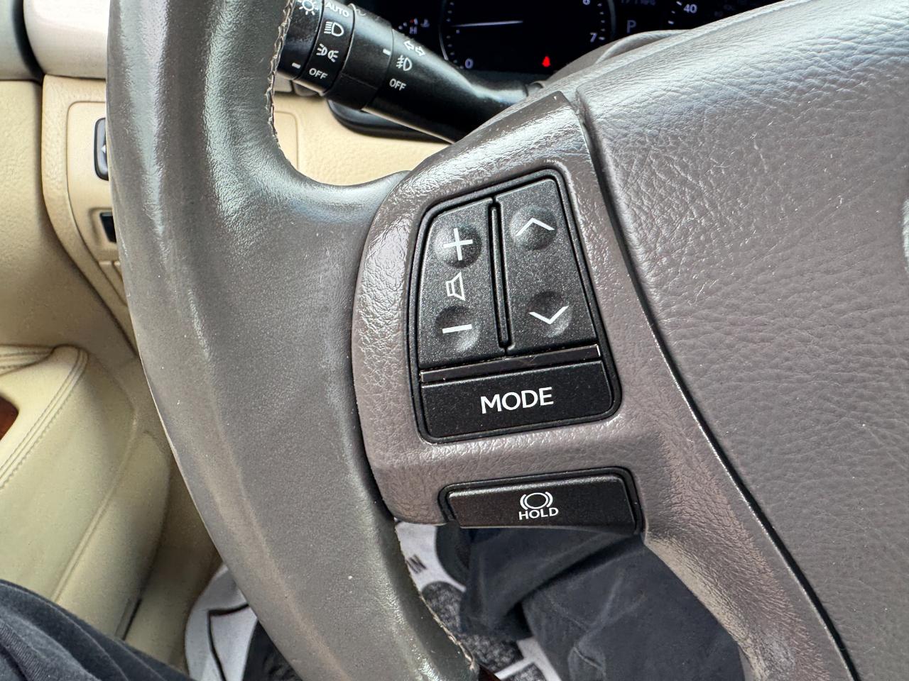 Lexus LS 460 4dr Sdn RWD 2016