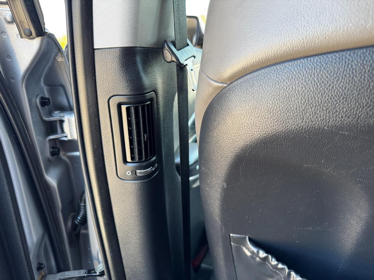 Hyundai Santa Fe FWD 4dr Limited 2013