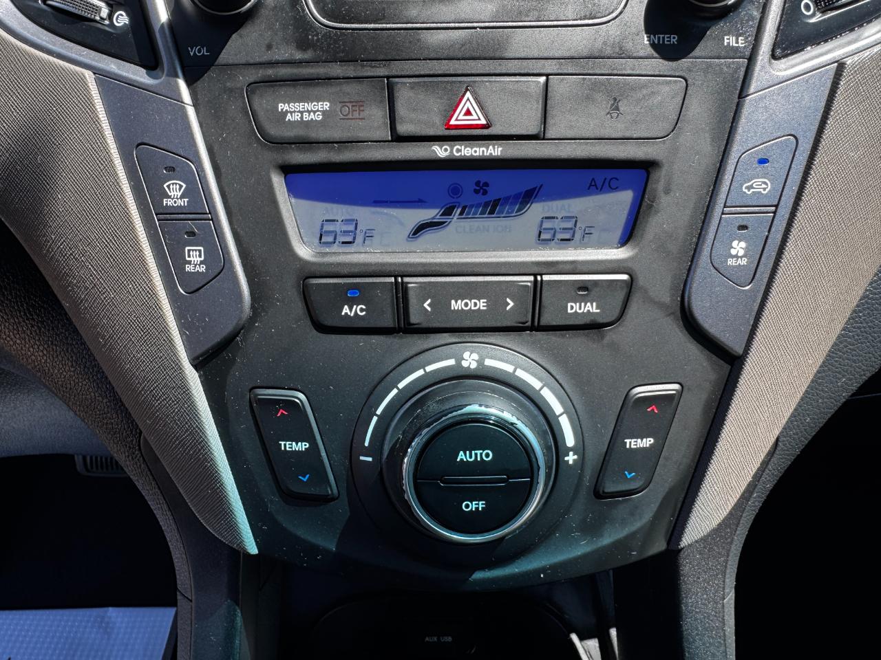 Hyundai Santa Fe FWD 4dr Limited 2013