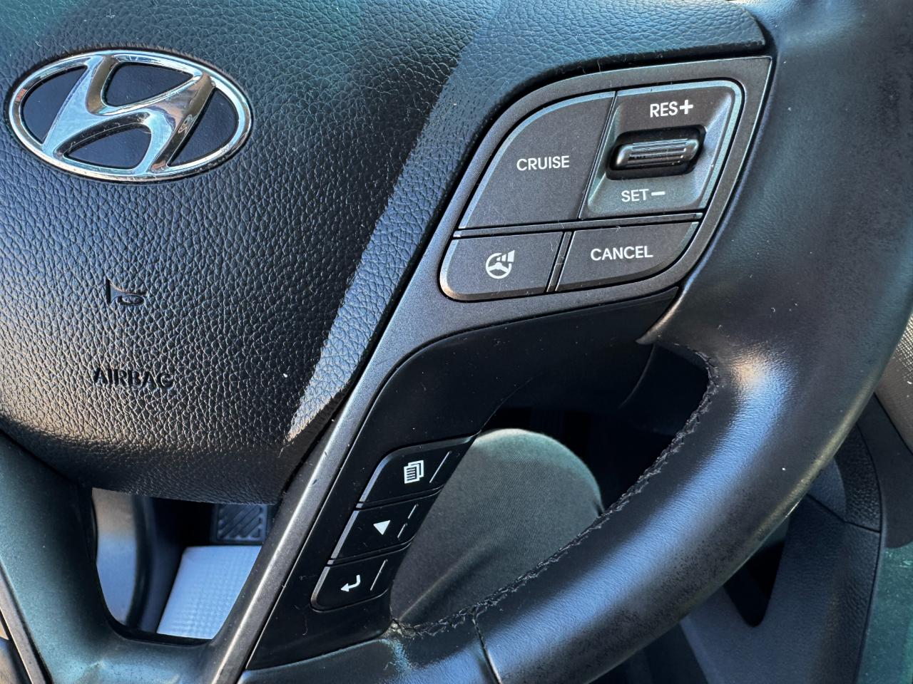 Hyundai Santa Fe FWD 4dr Limited 2013