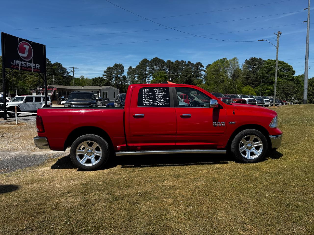 RAM 1500 Lone Star Silver 4x2 Crew Cab 5'7" Box 2018