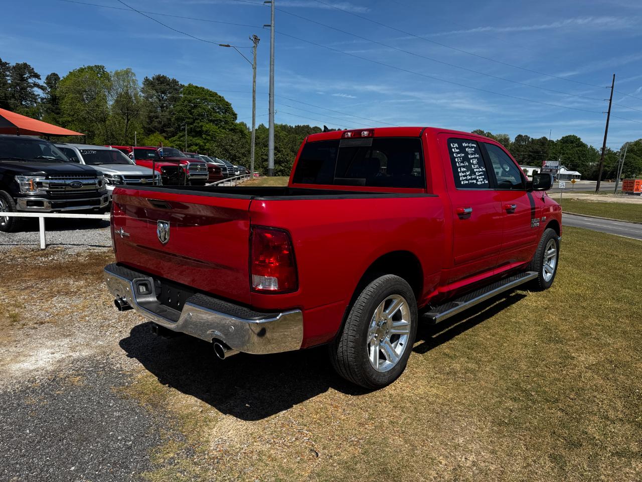 RAM 1500 Lone Star Silver 4x2 Crew Cab 5'7" Box 2018