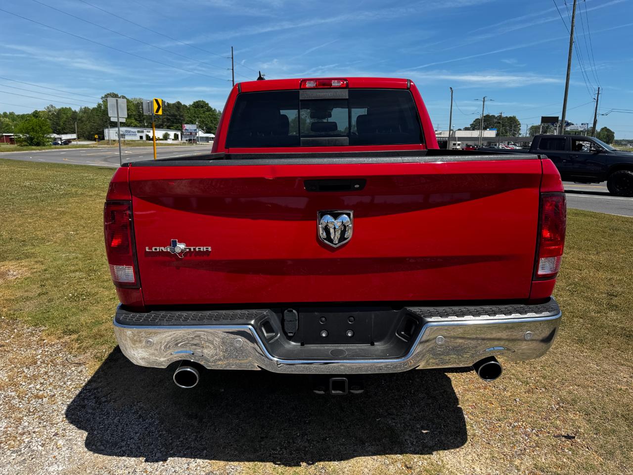 RAM 1500 Lone Star Silver 4x2 Crew Cab 5'7" Box 2018