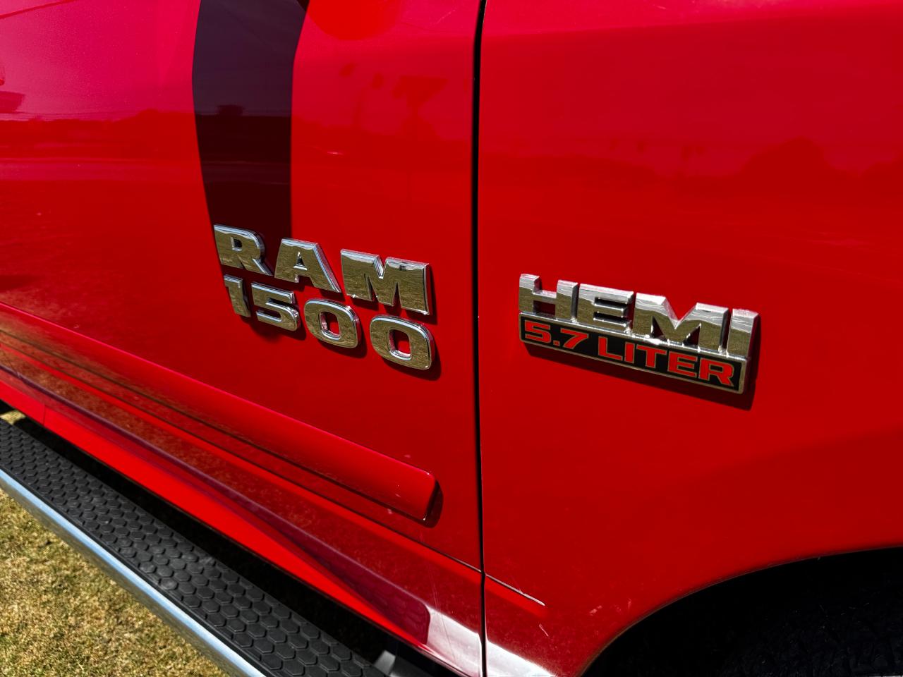 RAM 1500 Lone Star Silver 4x2 Crew Cab 5'7" Box 2018