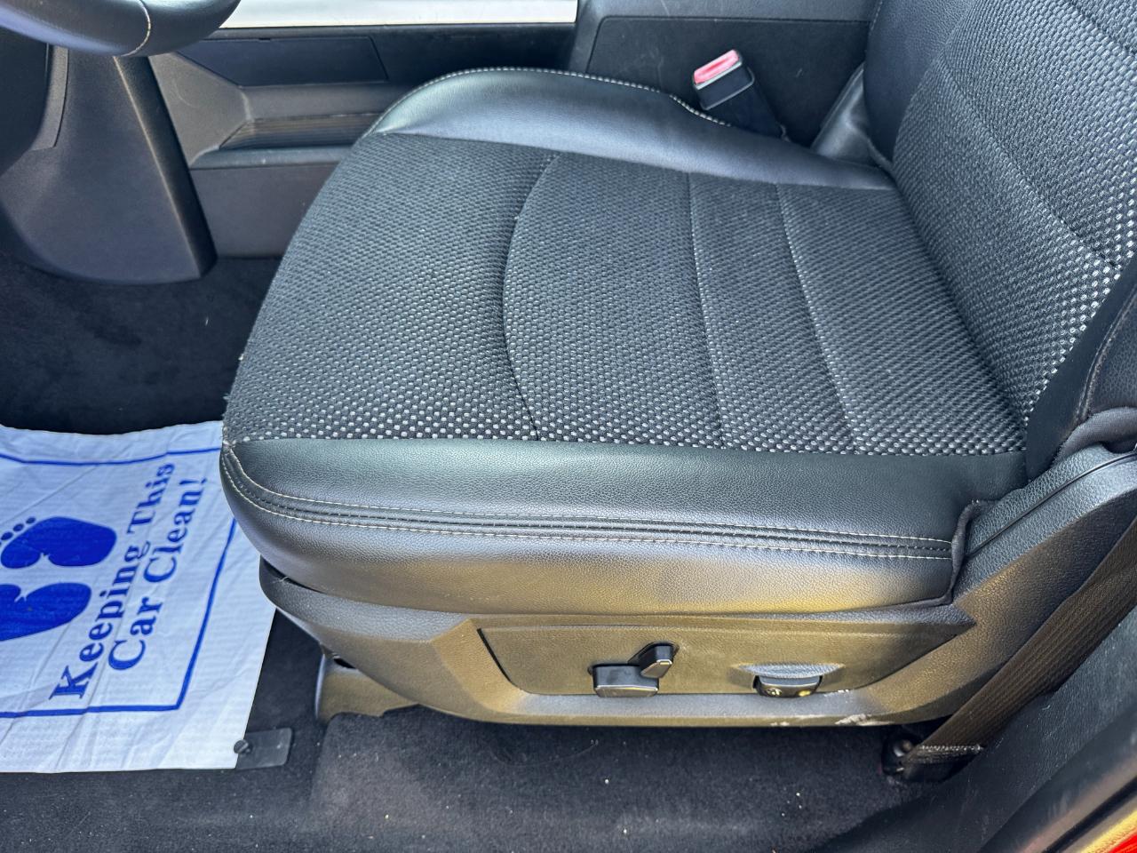 RAM 1500 Lone Star Silver 4x2 Crew Cab 5'7" Box 2018