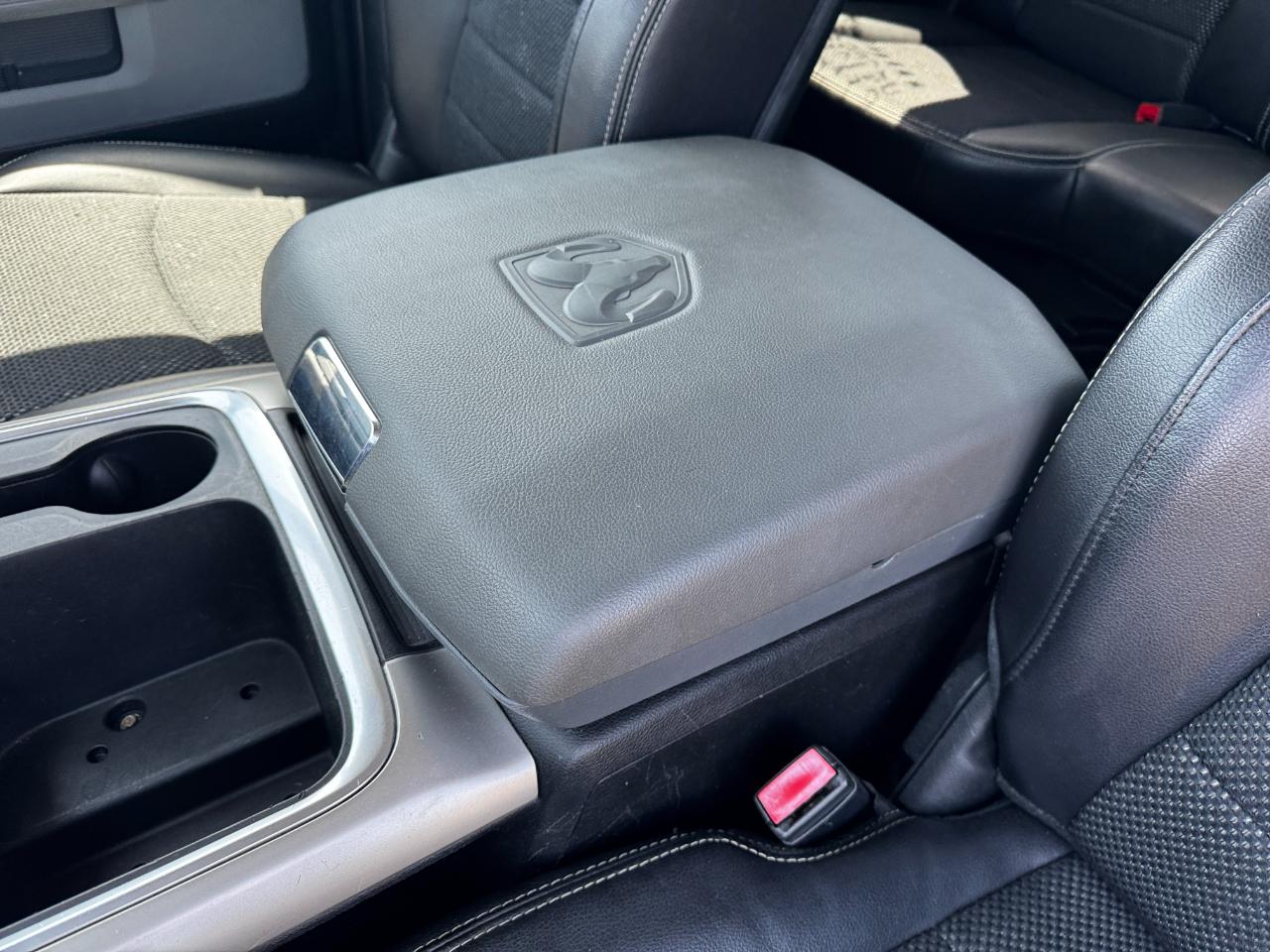 RAM 1500 Lone Star Silver 4x2 Crew Cab 5'7" Box 2018