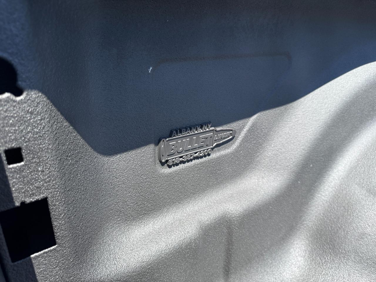 RAM 1500 Express 4x4 Quad Cab 6'4" Box 2018