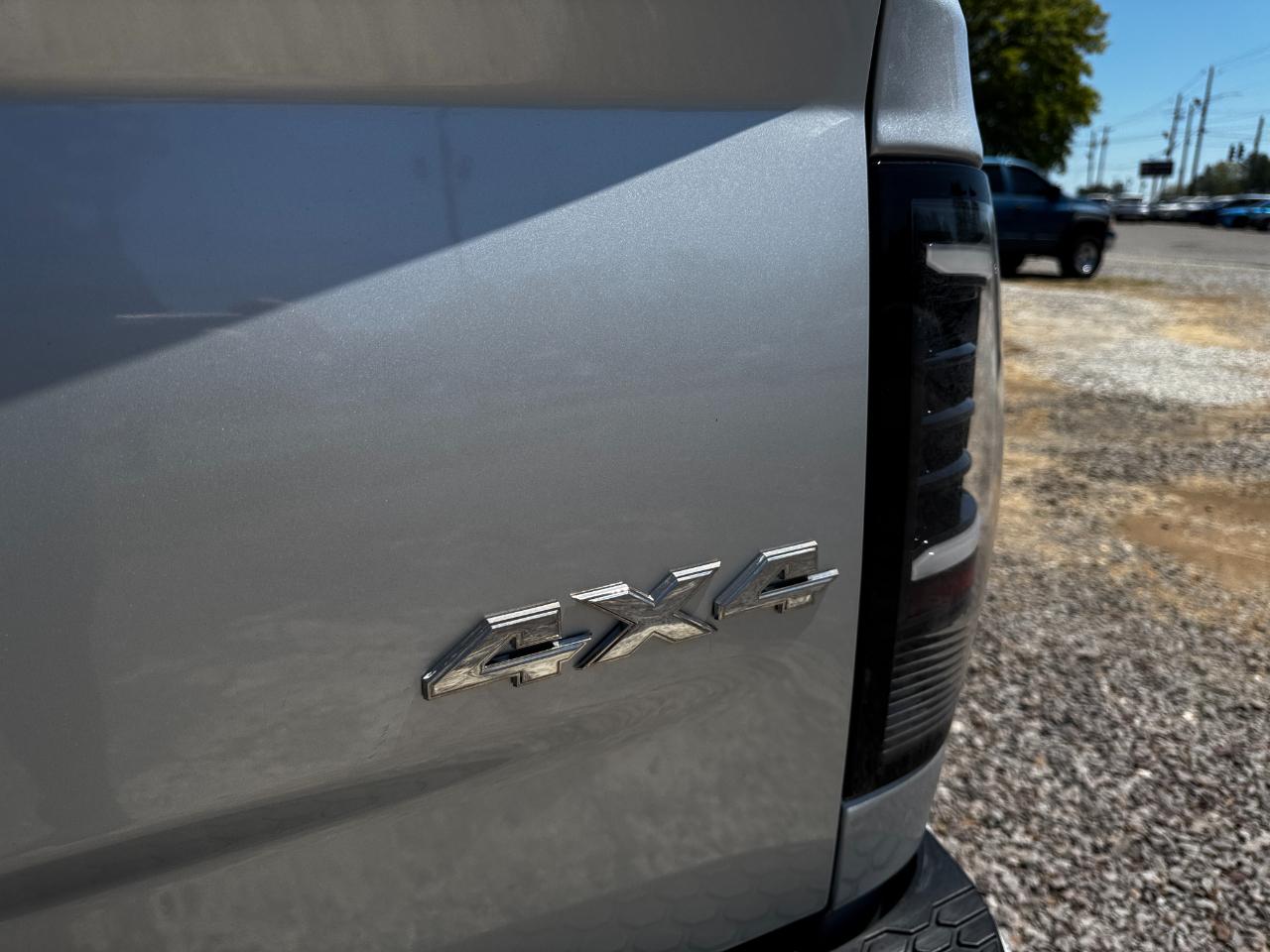 RAM 1500 Express 4x4 Quad Cab 6'4" Box 2018