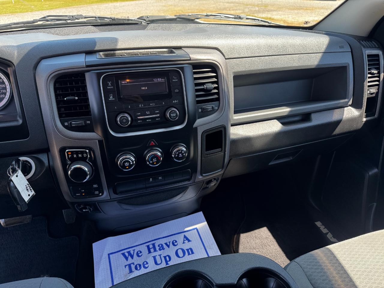 RAM 1500 Express 4x4 Quad Cab 6'4" Box 2018