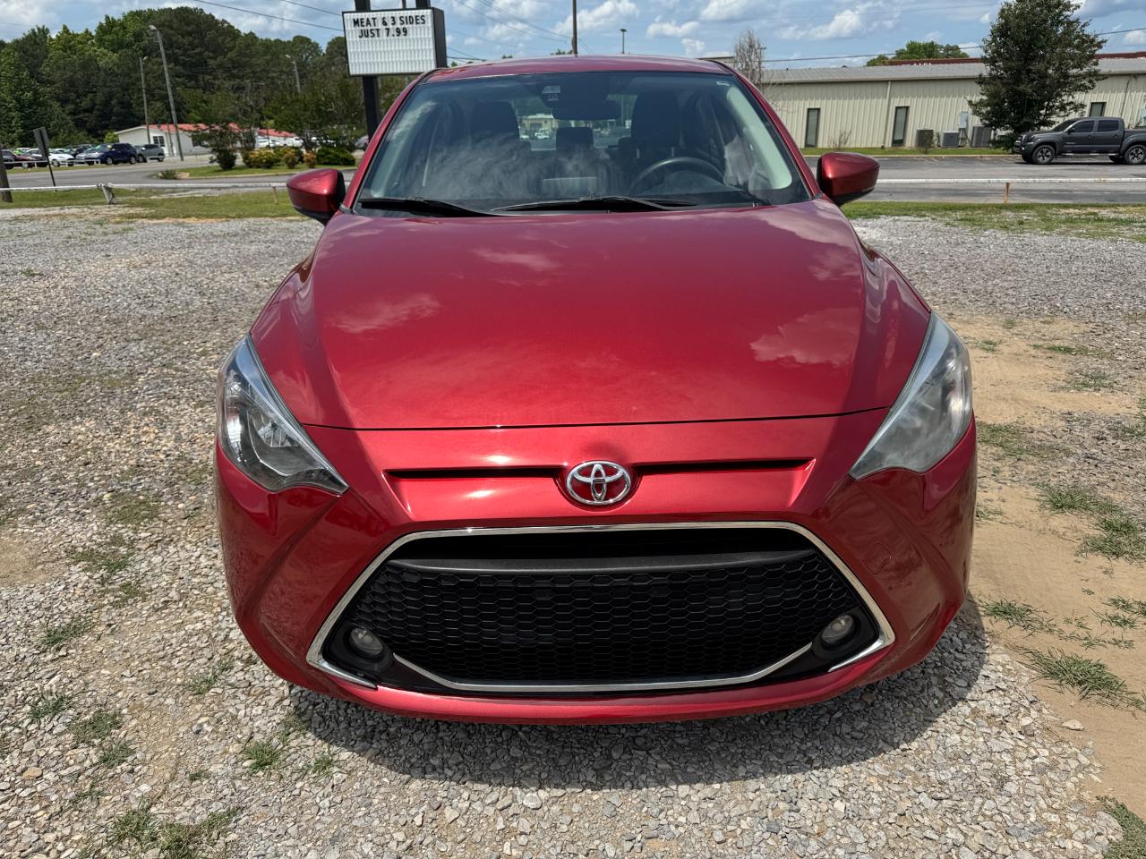 Toyota Yaris Sedan LE Auto (Natl) 2019