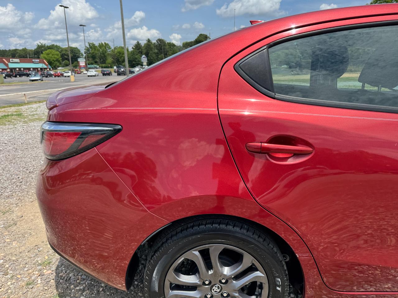 Toyota Yaris Sedan LE Auto (Natl) 2019