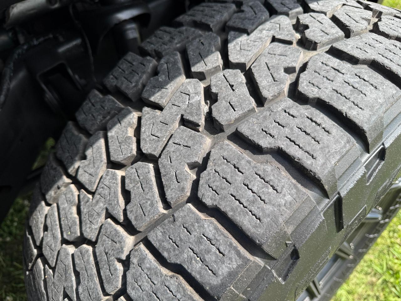 HUMMER H2 4dr Wgn 4WD SUV 2006