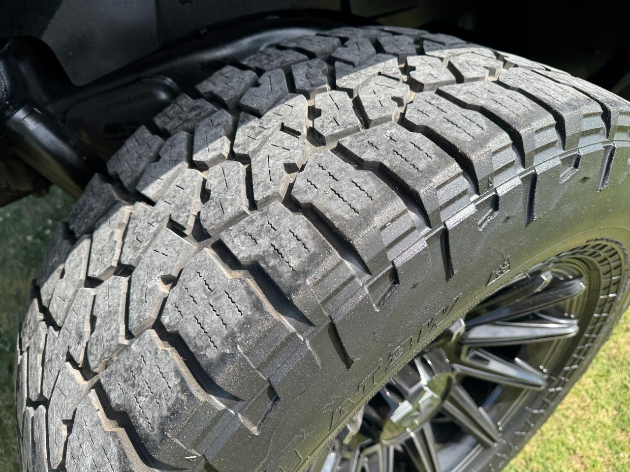 HUMMER H2 4dr Wgn 4WD SUV 2006