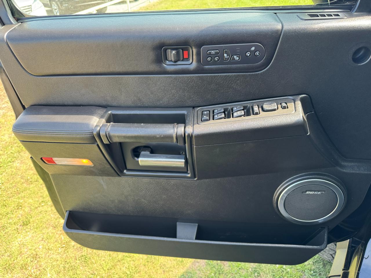 HUMMER H2 4dr Wgn 4WD SUV 2006