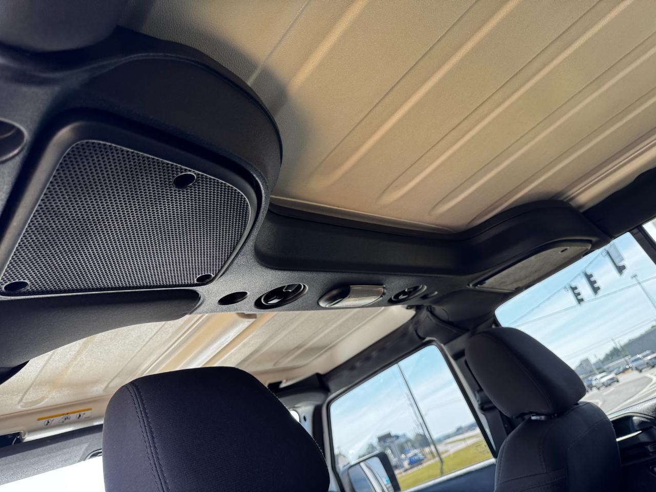 Jeep Wrangler Unlimited 4WD 4dr Sport 2016