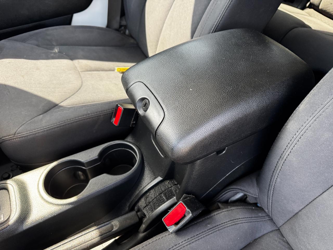 Jeep Wrangler Unlimited 4WD 4dr Sport 2016