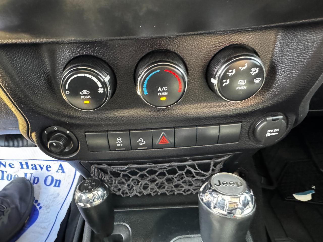 Jeep Wrangler Unlimited 4WD 4dr Sport 2016