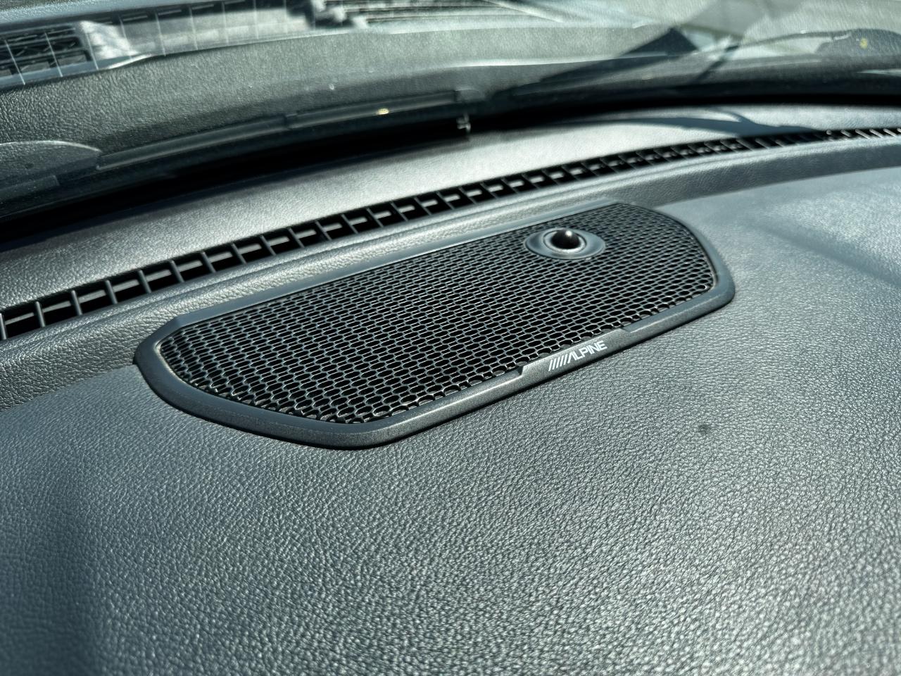 RAM 1500 Laramie 4x4 Crew Cab 5'7" Box 2019