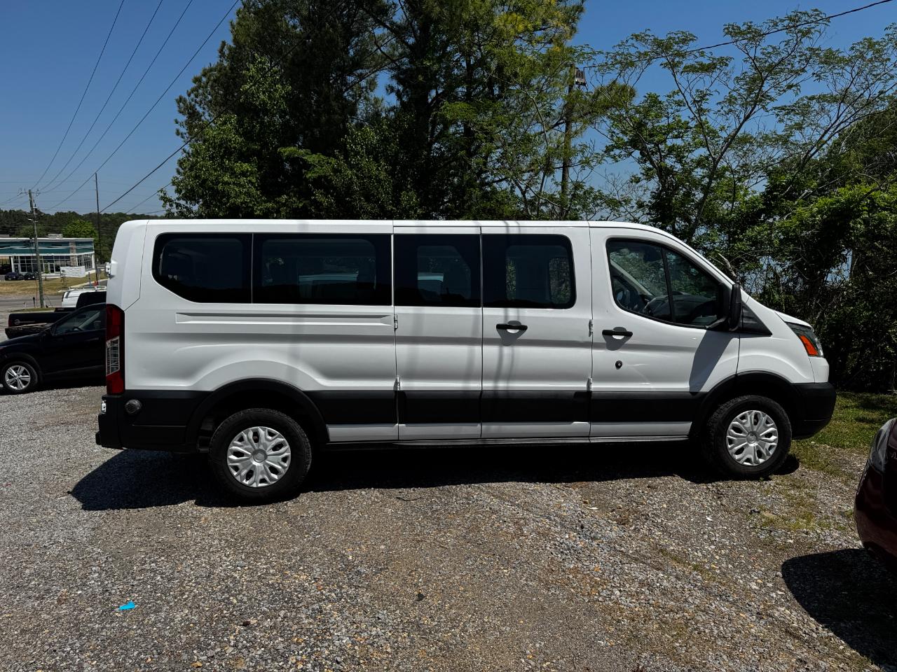 Ford Transit Passenger Wagon T-350 148" Low Roof XLT Swing-Out RH Dr 2019