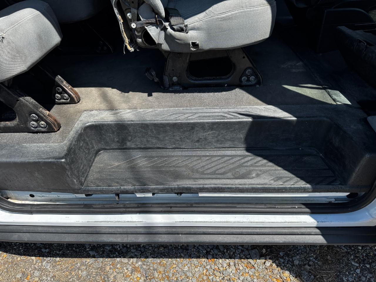 Ford Transit Passenger Wagon T-350 148" Low Roof XLT Swing-Out RH Dr 2019