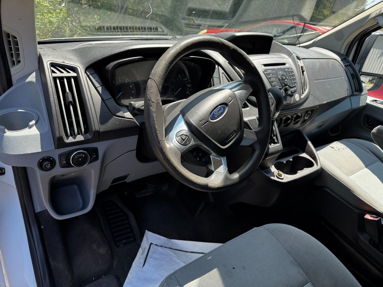 Ford Transit Passenger Wagon T-350 148" Low Roof XLT Swing-Out RH Dr 2019