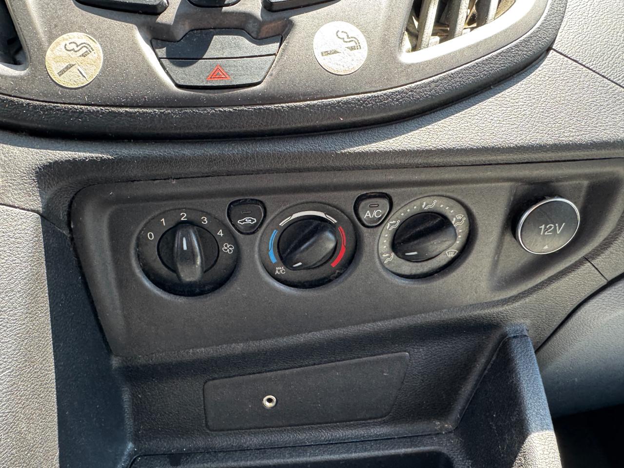 Ford Transit Passenger Wagon T-350 148" Low Roof XLT Swing-Out RH Dr 2019