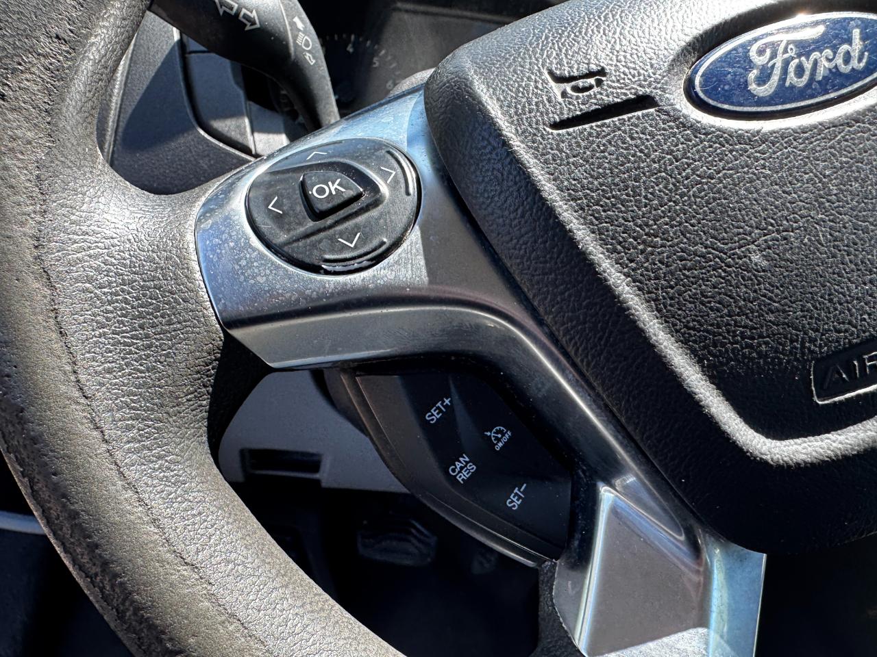 Ford Transit Passenger Wagon T-350 148" Low Roof XLT Swing-Out RH Dr 2019