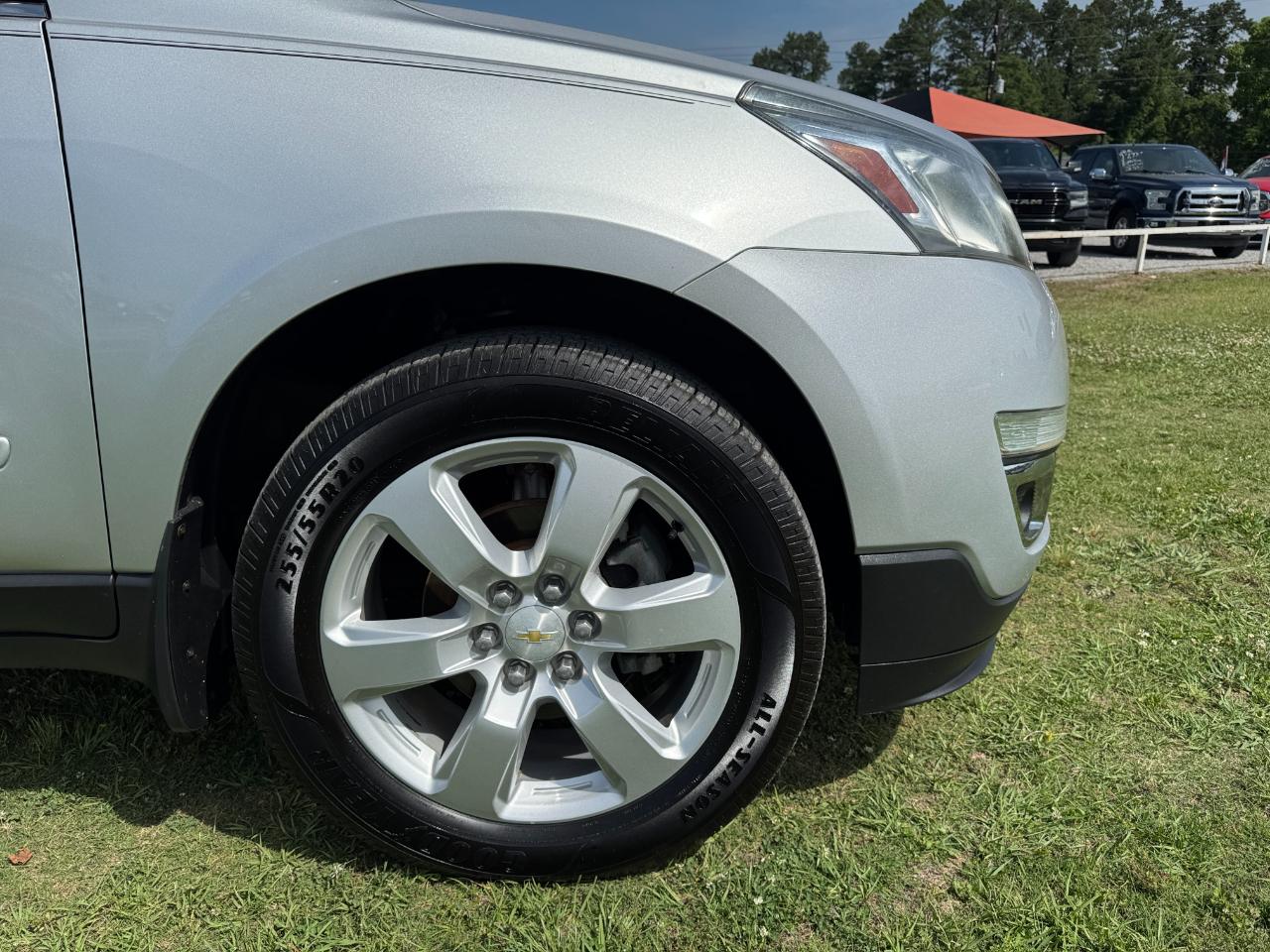 Chevrolet Traverse FWD 4dr LT w/1LT 2016