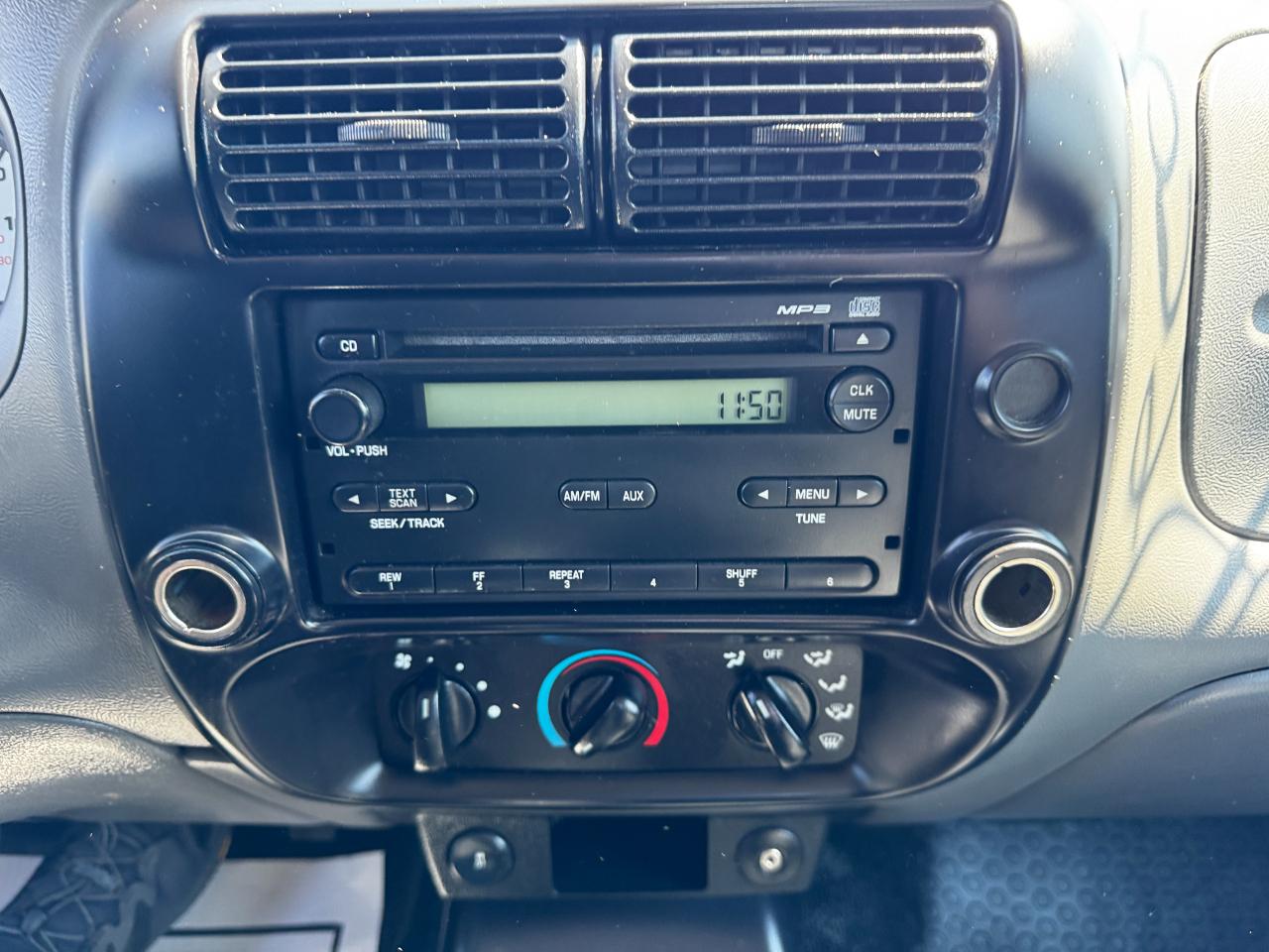 Ford Ranger 2WD 4dr SuperCab 126" Sport 2011