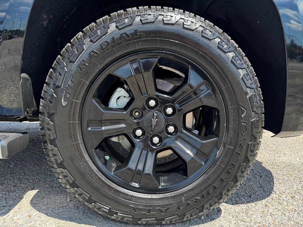 Chevrolet Tahoe 4dr 4WD Z71 2015