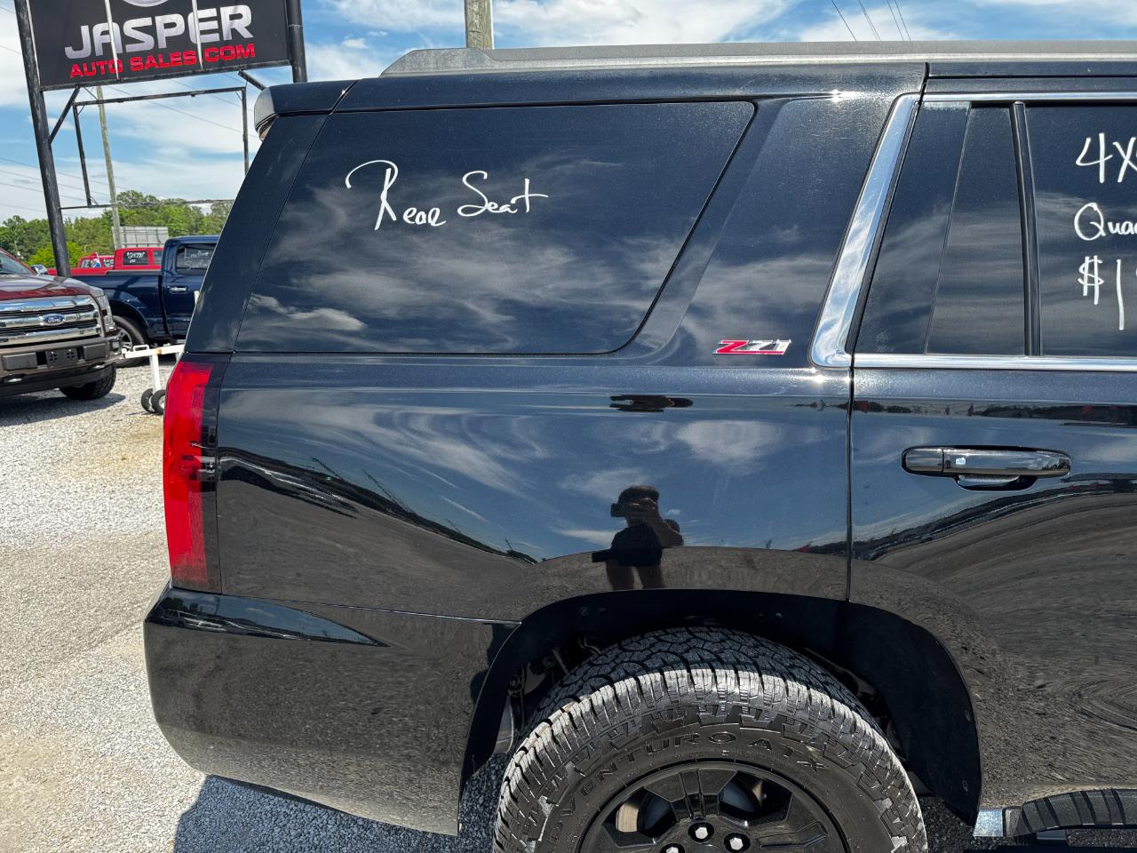 Chevrolet Tahoe 4dr 4WD Z71 2015