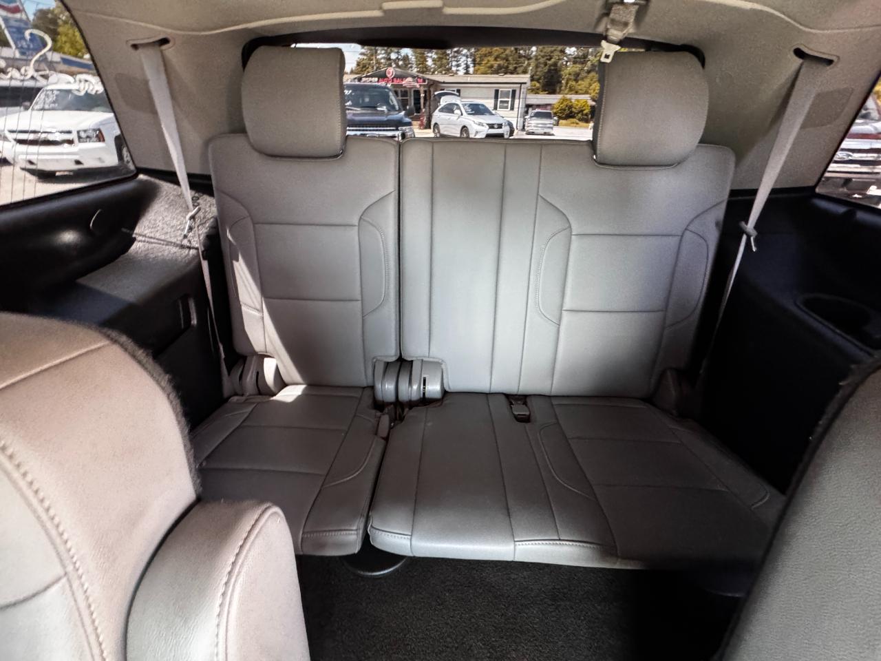 Chevrolet Tahoe 4dr 4WD Z71 2015
