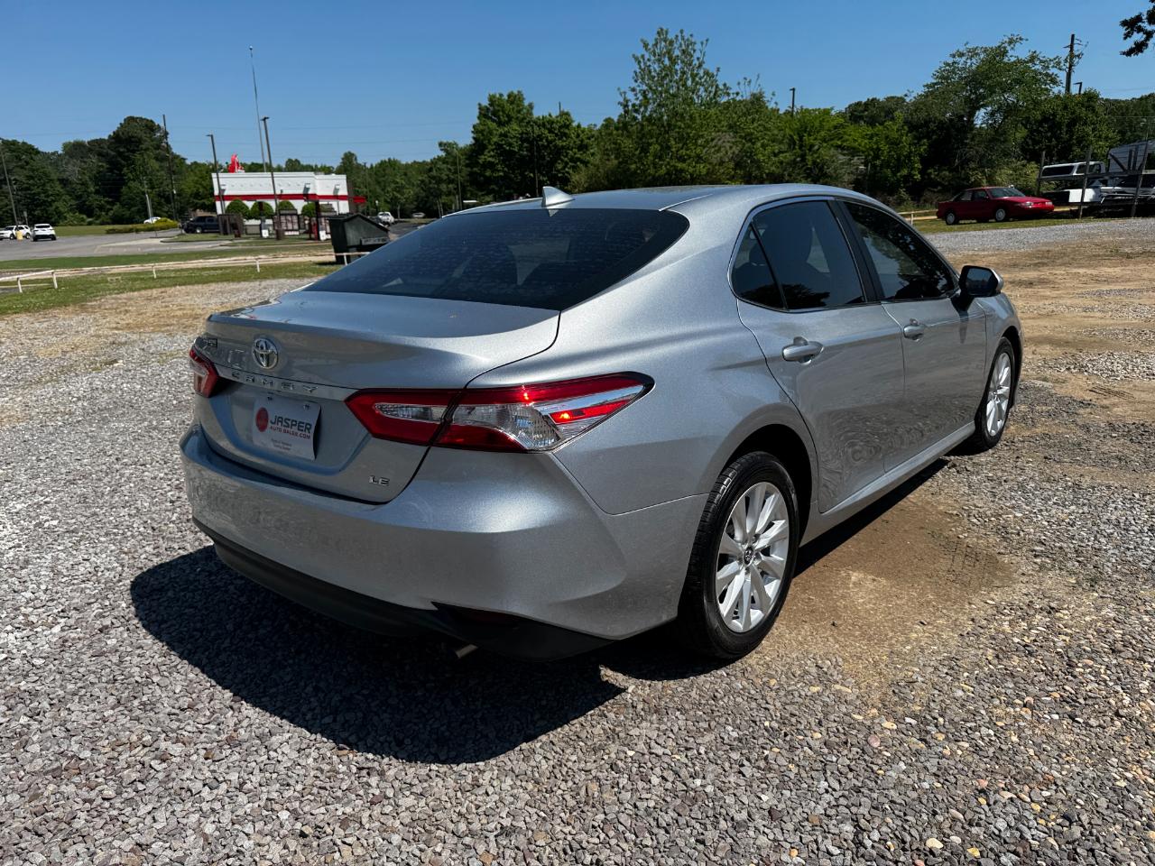 Toyota Camry LE Auto (Natl) 2020