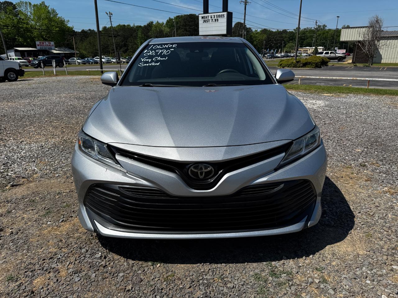 Toyota Camry LE Auto (Natl) 2020