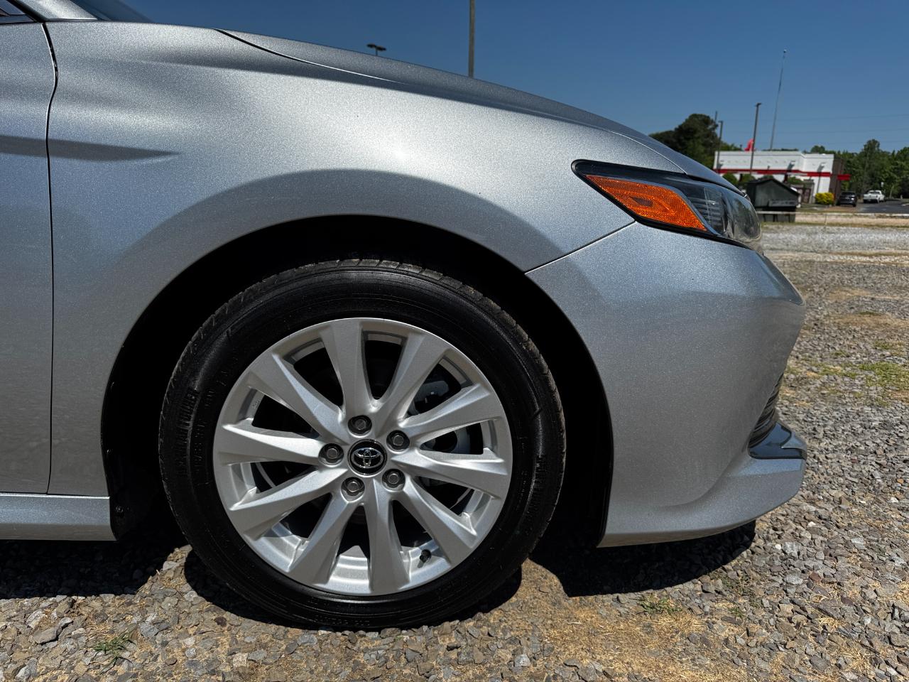 Toyota Camry LE Auto (Natl) 2020