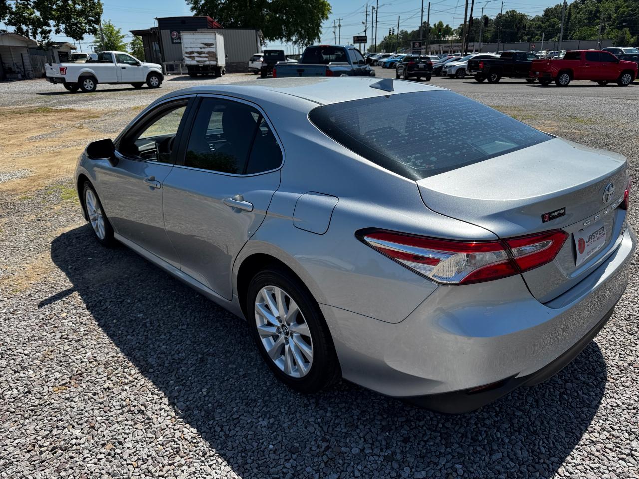 Toyota Camry LE Auto (Natl) 2020
