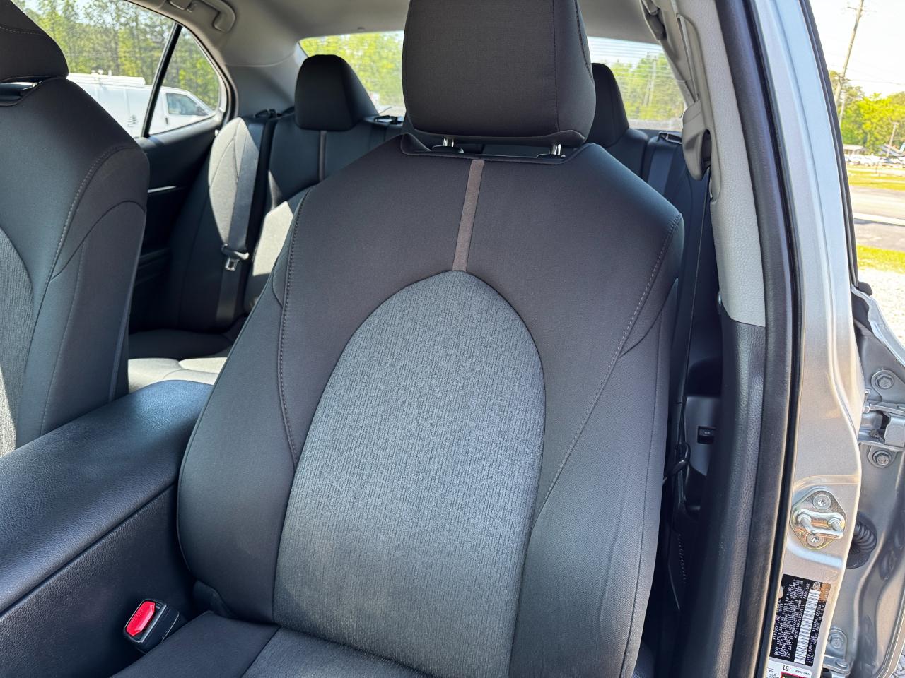 Toyota Camry LE Auto (Natl) 2020