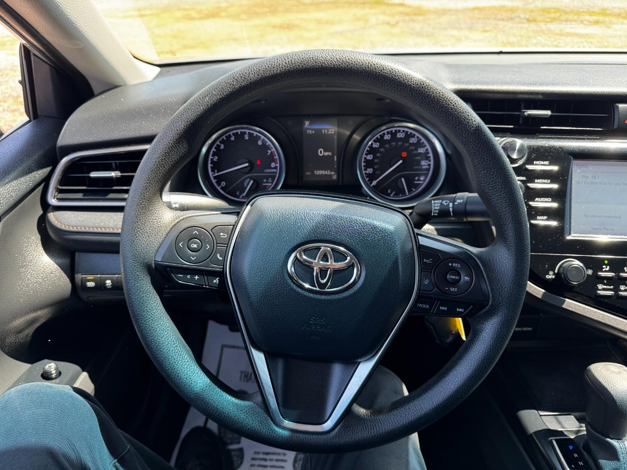 Toyota Camry LE Auto (Natl) 2020