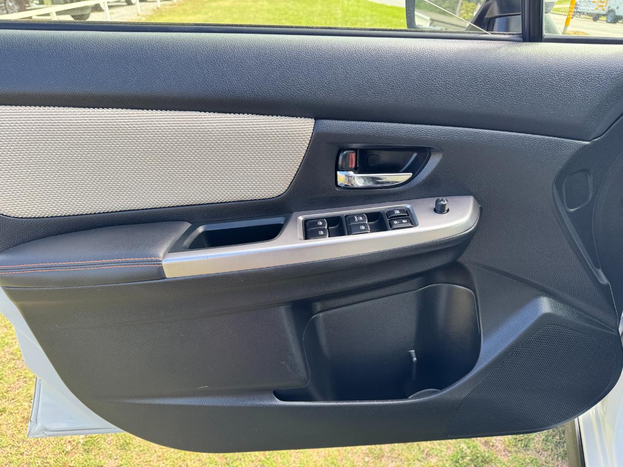 Subaru Crosstrek 5dr CVT 2.0i Premium 2016