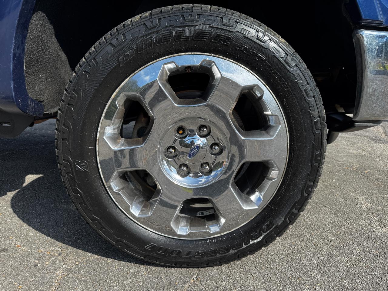 Ford F-150 4WD SuperCrew 145" Lariat 2012