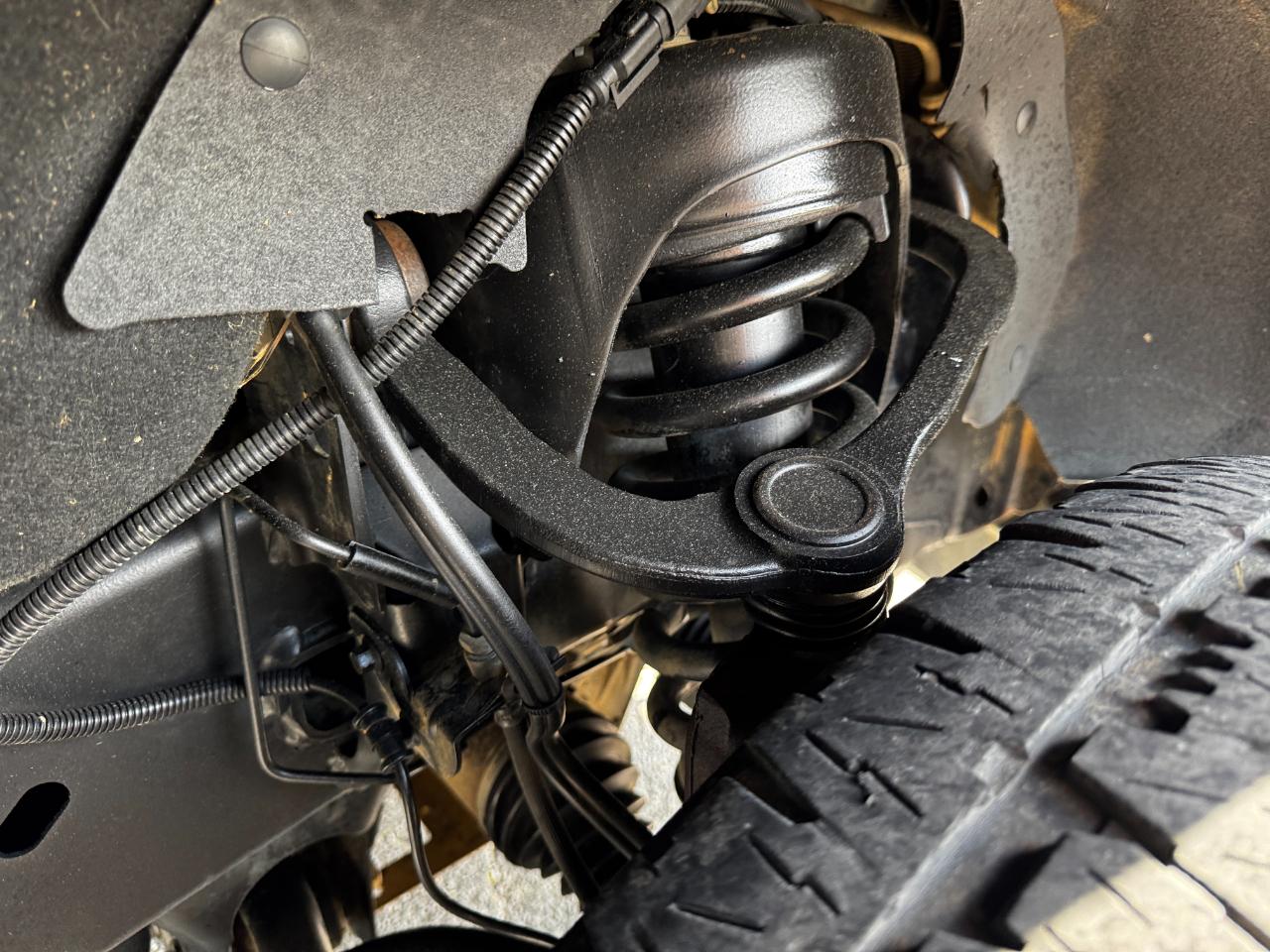 Ford F-150 4WD SuperCrew 145" Lariat 2012