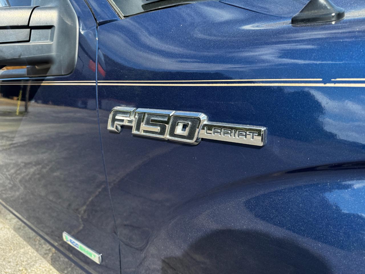 Ford F-150 4WD SuperCrew 145" Lariat 2012