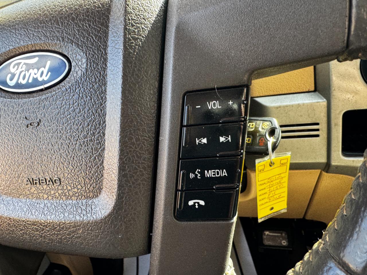 Ford F-150 4WD SuperCrew 145" Lariat 2012