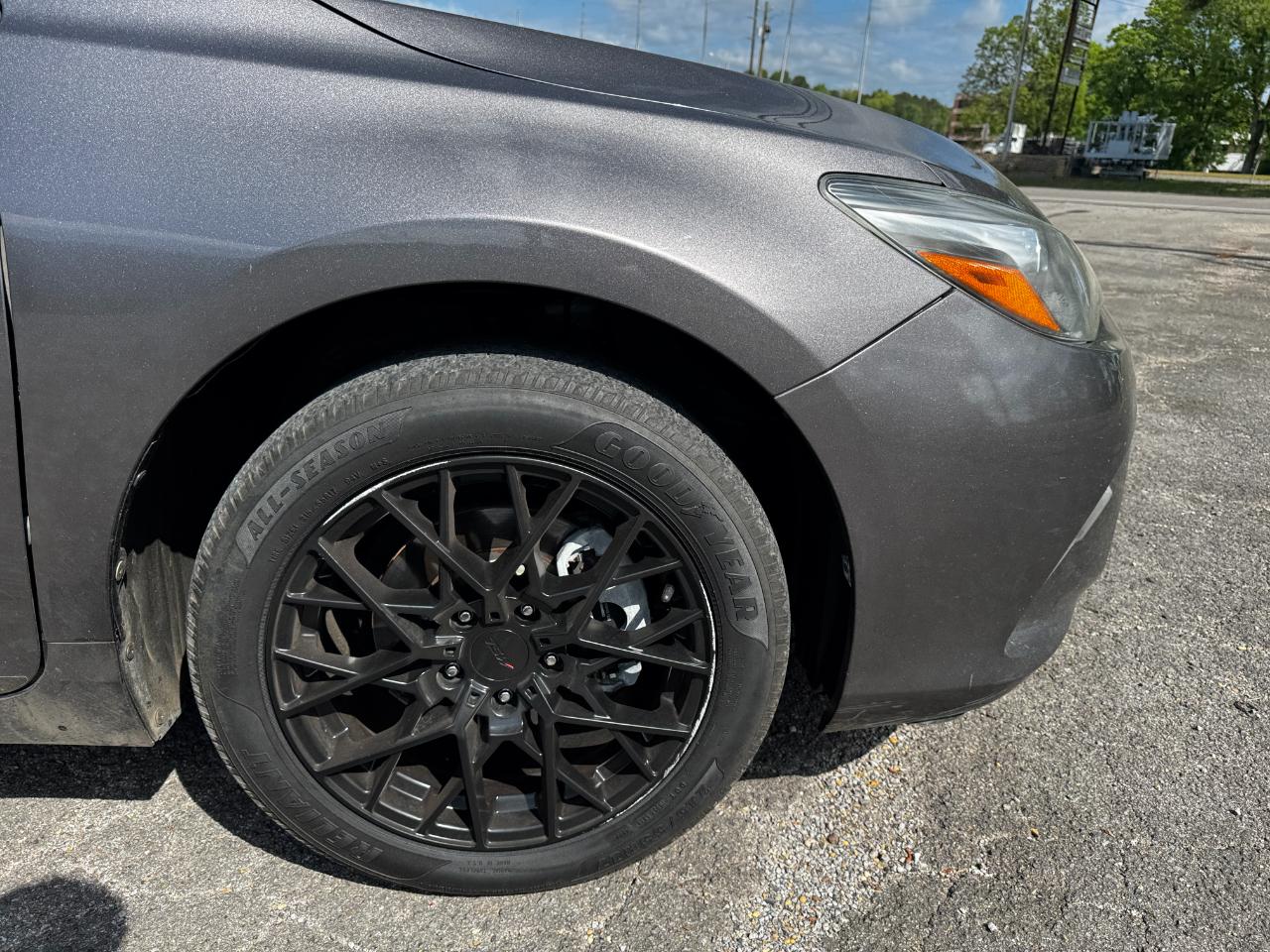 Toyota Camry 4dr Sdn I4 Auto SE (Natl) 2016