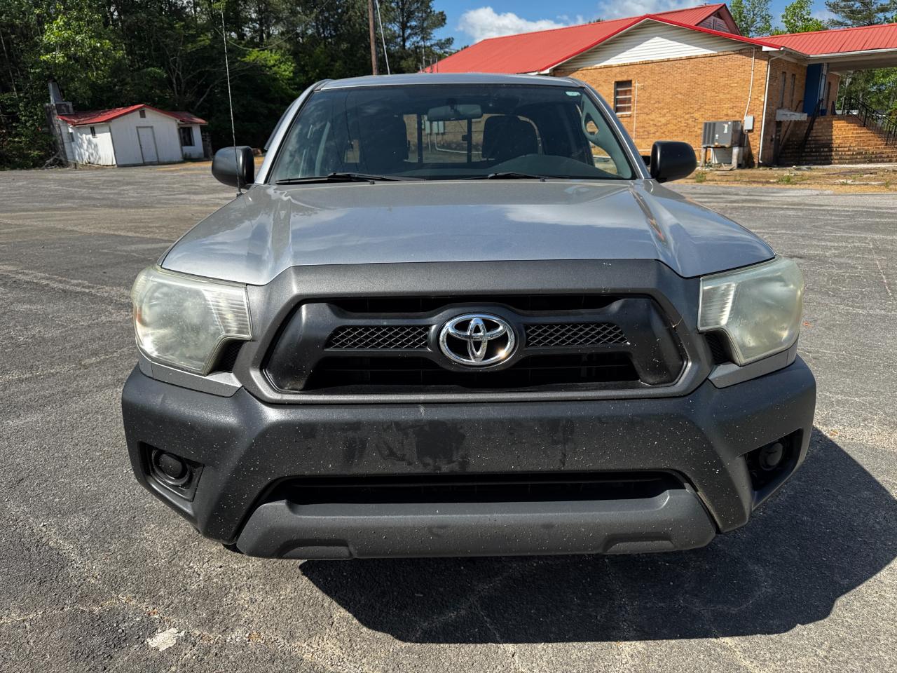 Toyota Tacoma 2WD Access Cab I4 AT (Natl) 2015