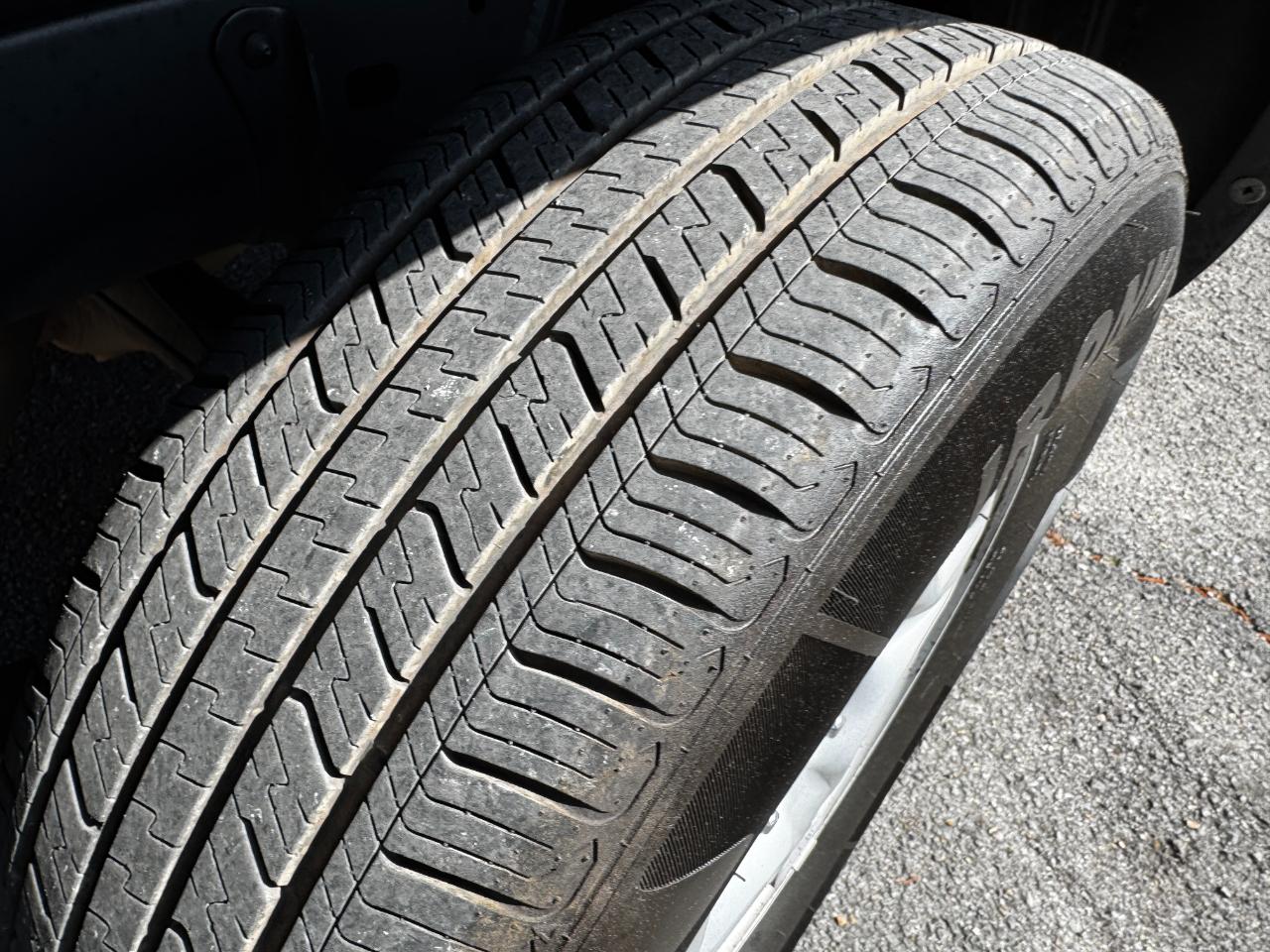 Toyota Tacoma 2WD Access Cab I4 AT (Natl) 2015