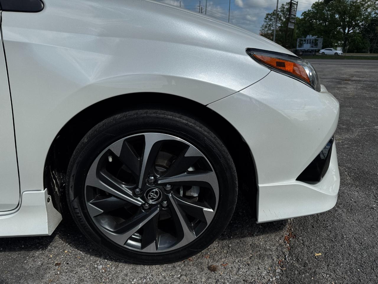 Toyota Corolla iM CVT (Natl) 2017