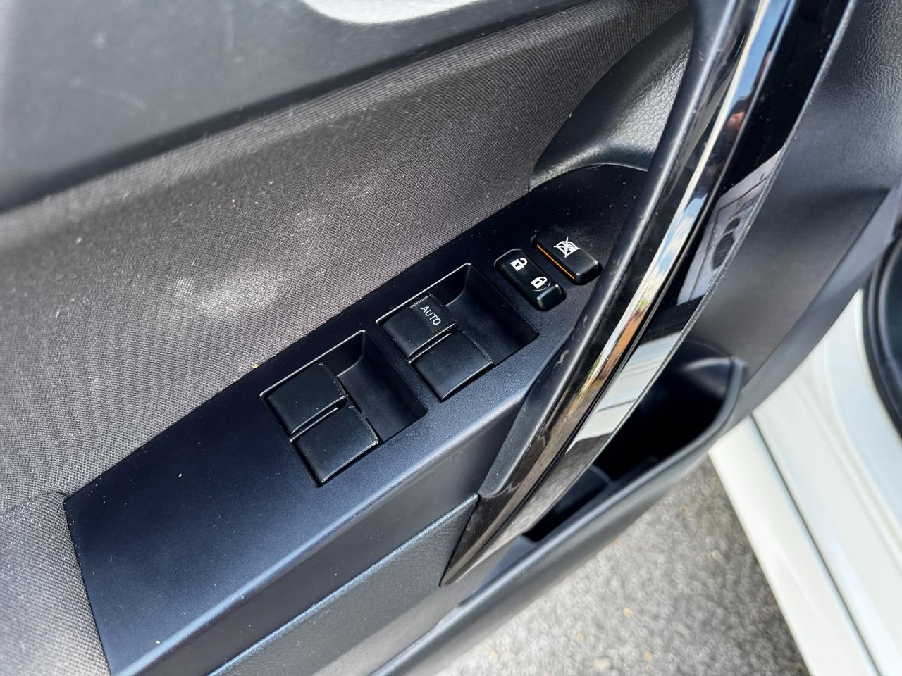 Toyota Corolla iM CVT (Natl) 2017