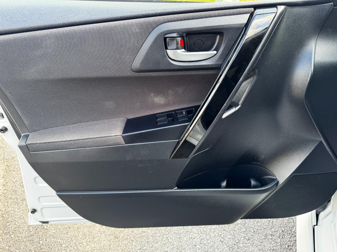 Toyota Corolla iM CVT (Natl) 2017